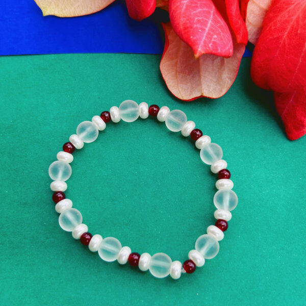 Daily Charm Combo – Frosted Beads & Pearl Bracelet Set for Daily Wear - Image 2